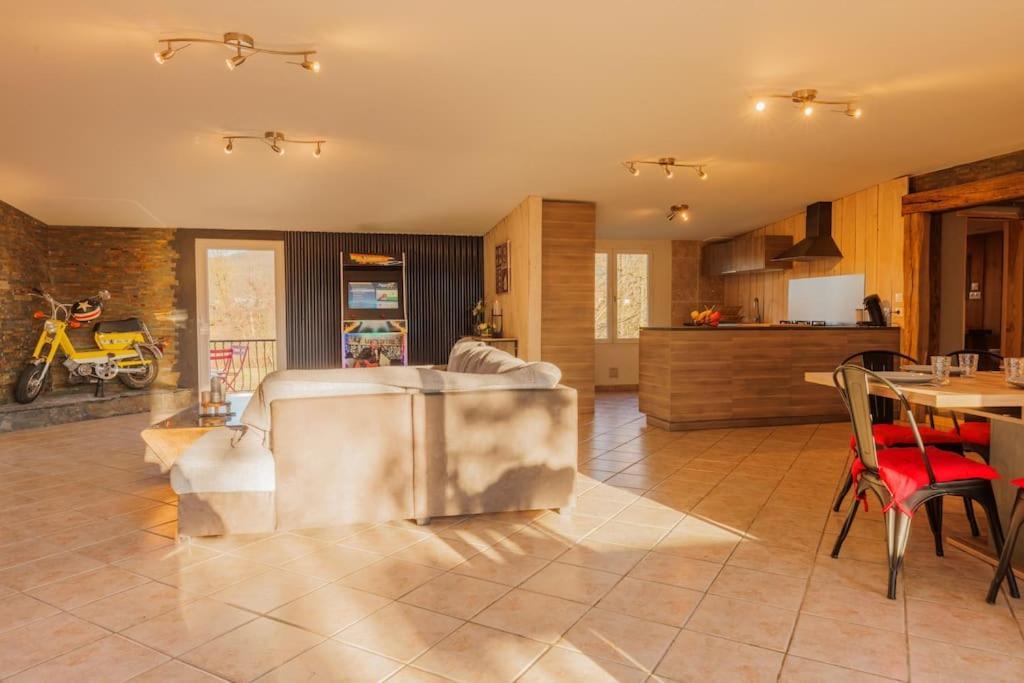 Le Garage Villa Lorp-Sentaraille Dış mekan fotoğraf